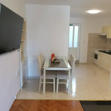 Rudelj Apartmán Makarská