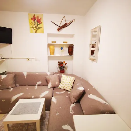 Rudelj 马卡尔斯卡