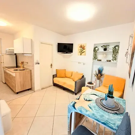Rudelj Apartmán Makarská