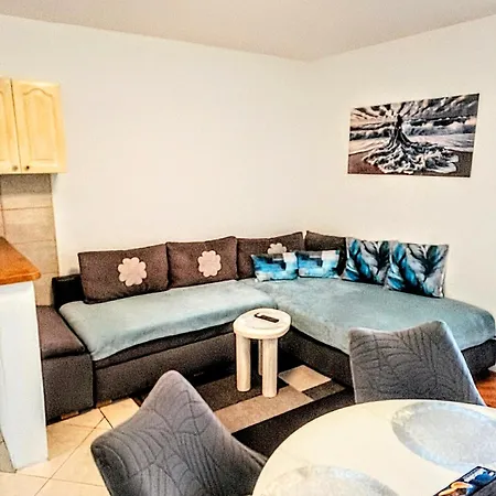 Rudelj Apartmán Makarská